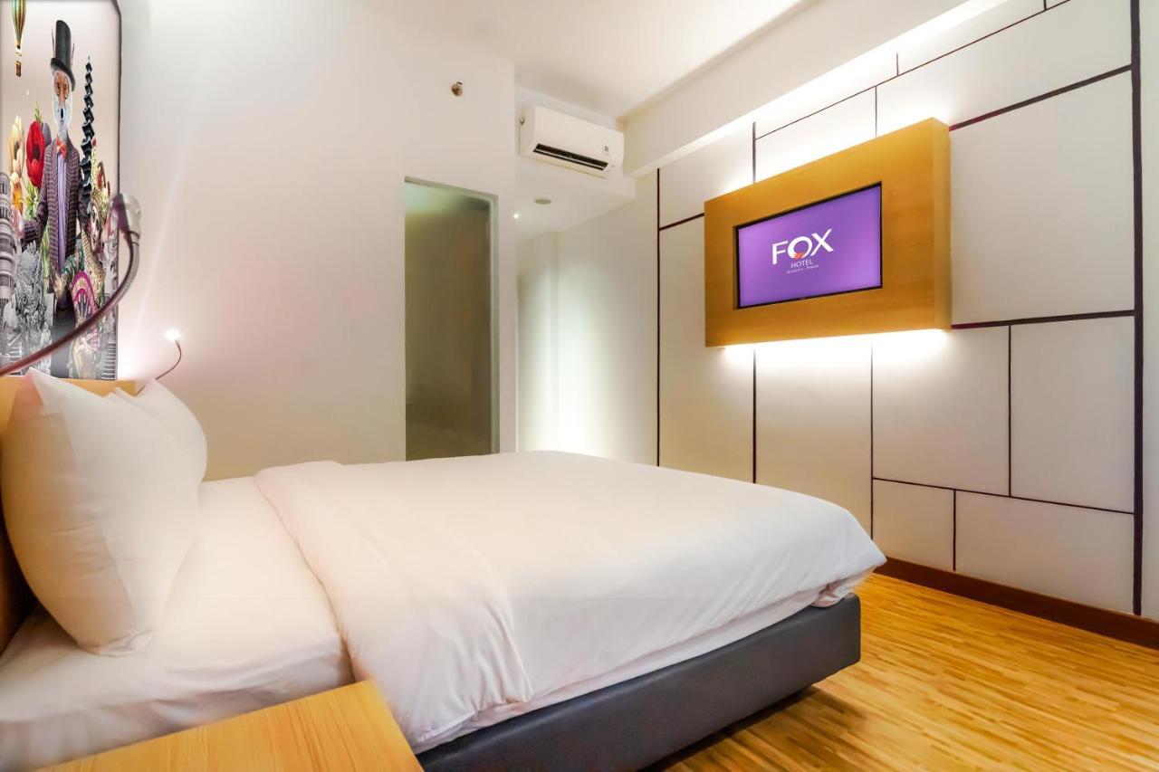 Fox Hotel Джаяпура Екстериор снимка
