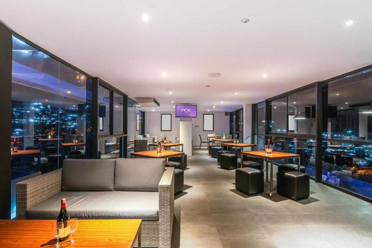Fox Hotel Джаяпура Екстериор снимка