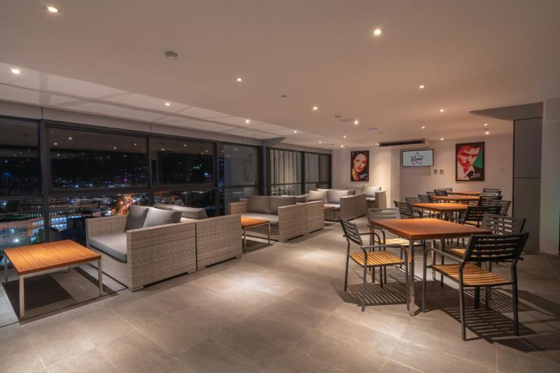 Fox Hotel Джаяпура Екстериор снимка
