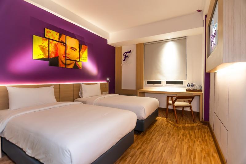 Fox Hotel Джаяпура Екстериор снимка