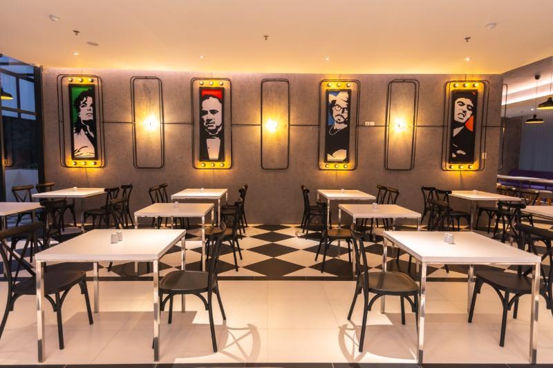 Fox Hotel Джаяпура Екстериор снимка